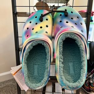 Solstices lined Crocs. Womens 9.